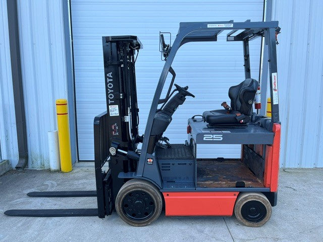 Used forklift for sale in London | 2022 TOYOTA 5000 LB Electric Cushion Forklift | Model: 8FBCU25