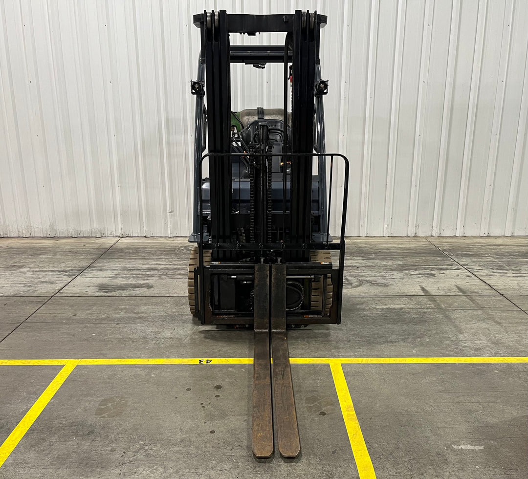 Used forklift for sale in London | 2021 TOYOTA 5,000 LB IC Cushion Forklift | Model: 8FGCU25