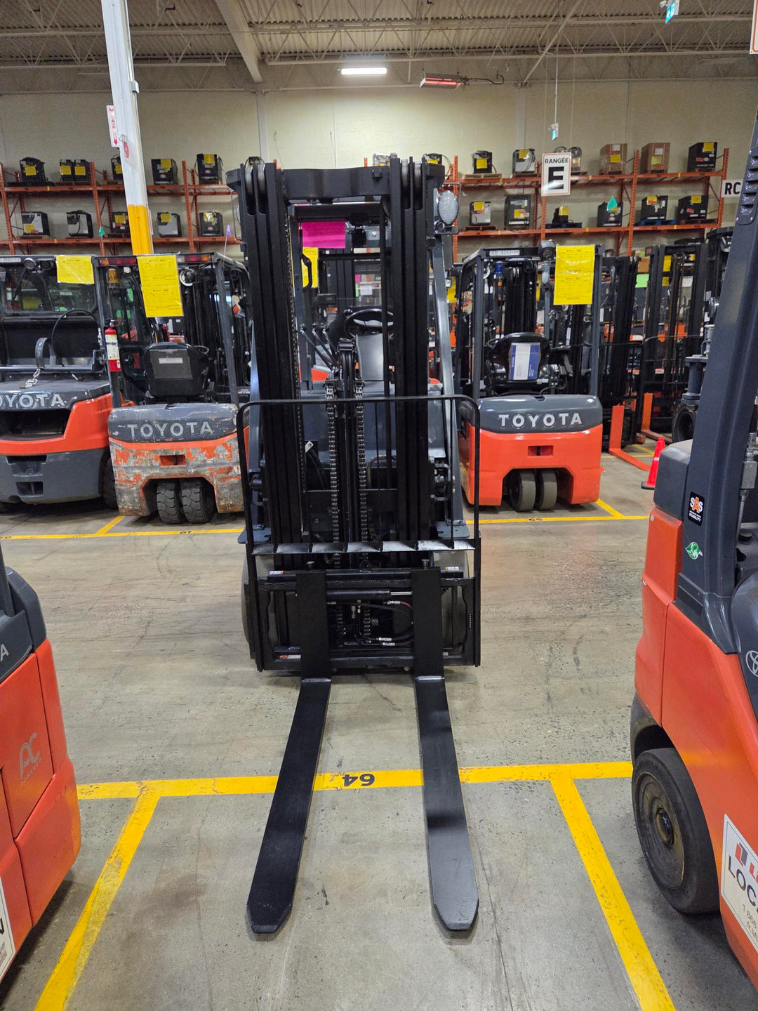 Used forklift for sale in Lachine | 2018 TOYOTA 4,000 LB Electric Cushion Forklift | Model: 8FBCU20