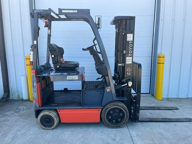 Used forklift for sale in London | 2022 TOYOTA 5000 LB Electric Cushion Forklift | Model: 8FBCU25