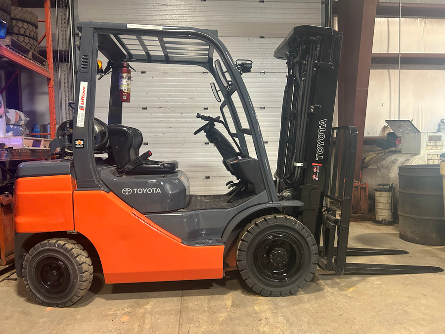 Used forklift for sale in Moncton | 2023 TOYOTA 5,000 LB IC Pneumatic Forklift | Model: 50-8FGU25