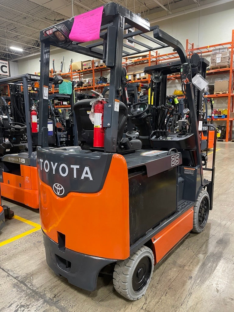 Used forklift for sale in Lachine | 2018 TOYOTA 5,000 LB Electric Cushion Forklift Longbox | Model: 8FBCHU25