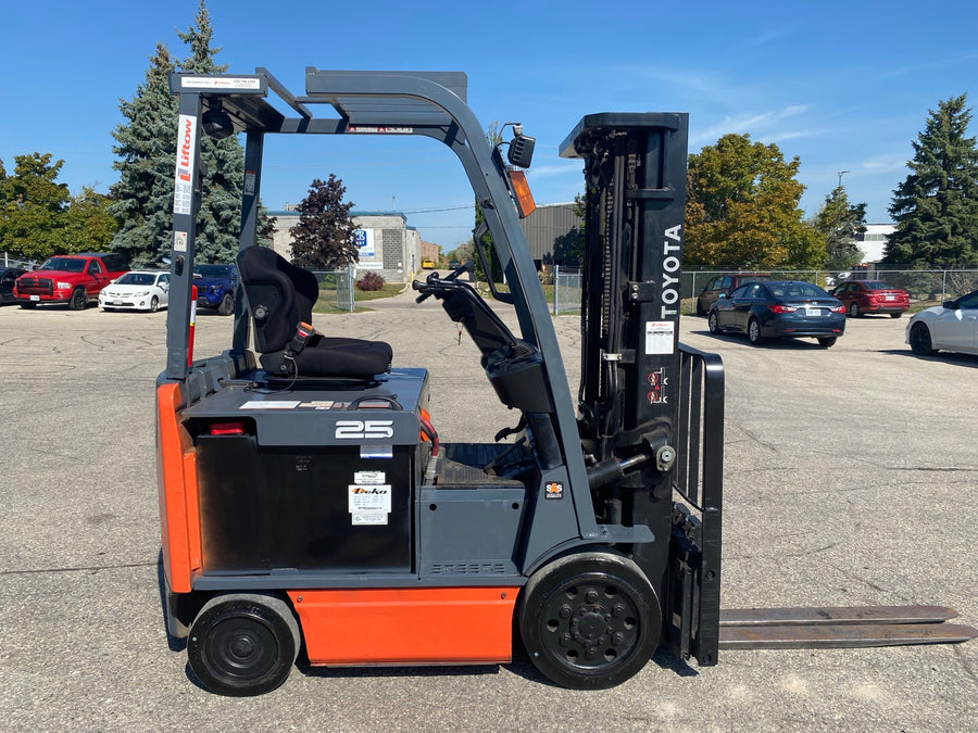 Used forklift for sale in Kitchener | 2014 TOYOTA 5,000 LB Electric Cushion Forklift | Model: 8FBCU25