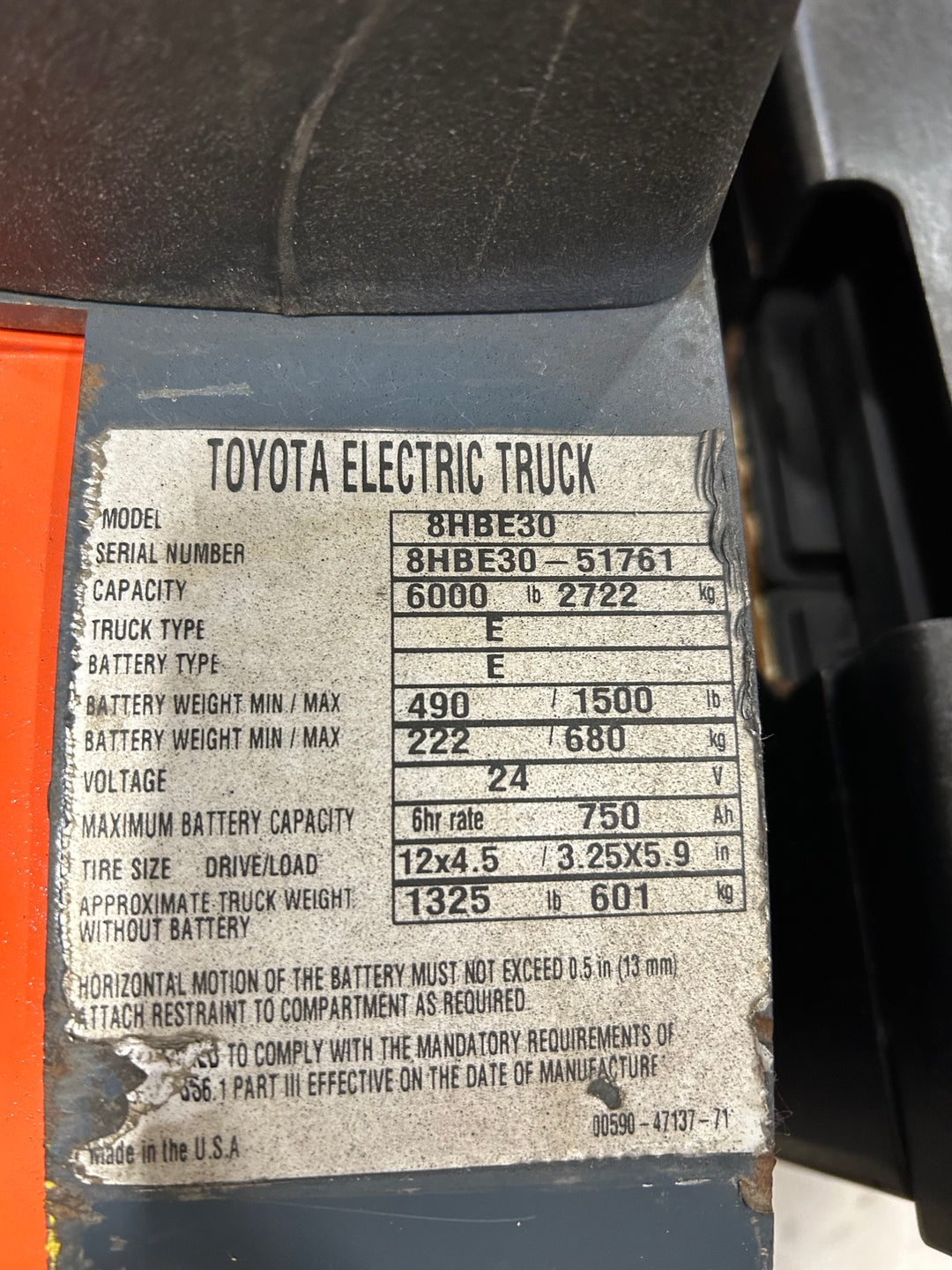 Used forklift for sale in Lachine | 2020 TOYOTA 6,000 LB Electric Walkie Rider Pallet Truck | Model: 8HBE30