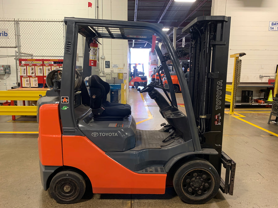 Used forklift for sale in Toronto | 2010 TOYOTA 5,000 LB IC Cushion Forklift | Model: 8FGCU25