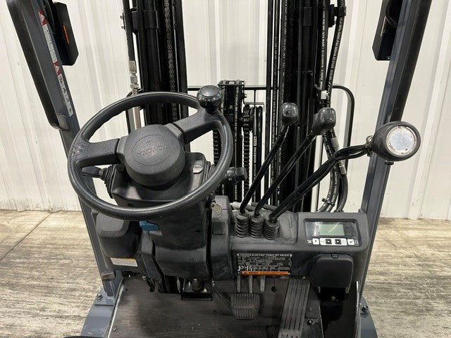 Used forklift for sale in London | 2018 TOYOTA 3,000 LB 3-Wheel Electric Forklift | Model: 8FBE15U