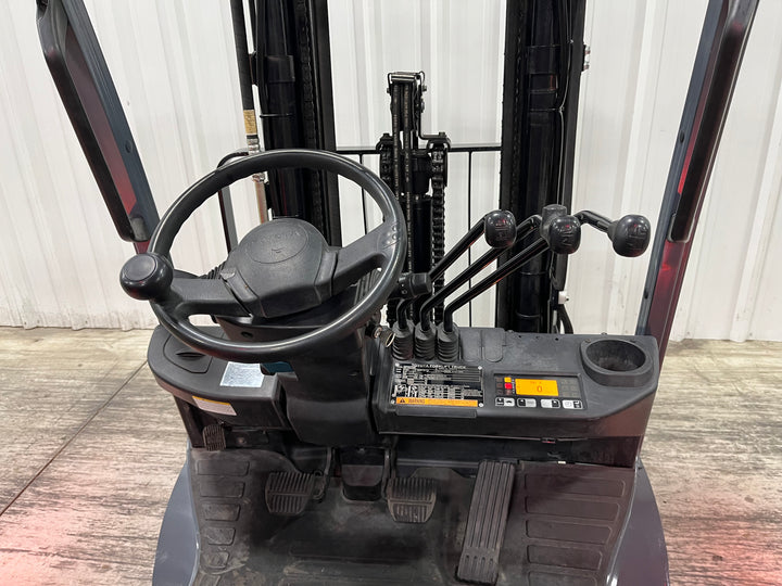 Used forklift for sale in London | 2021 TOYOTA 5,000 LB IC Cushion Forklift | Model: 8FGCU25