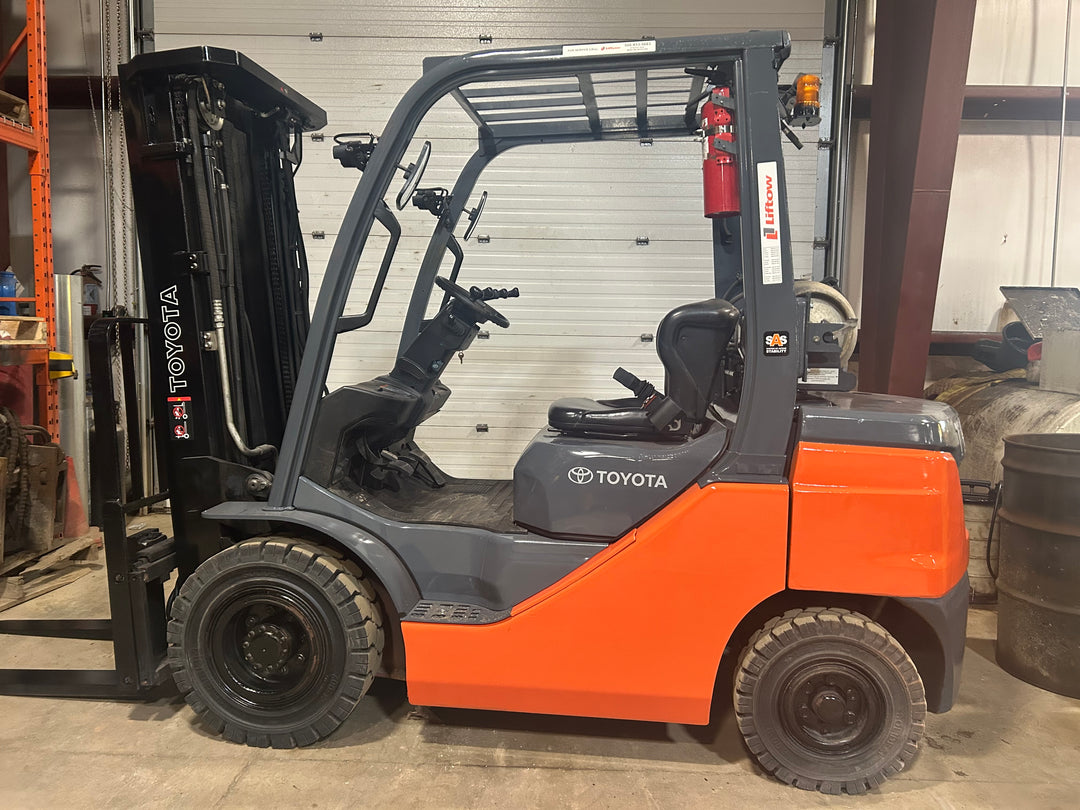 Used forklift for sale in Moncton | 2023 TOYOTA 5,000 LB IC Pneumatic Forklift | Model: 50-8FGU25