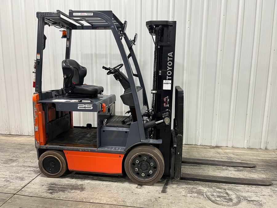 Used forklift for sale in London | 2022 TOYOTA 5000 LB Electric Cushion Forklift | Model: 8FBCU25