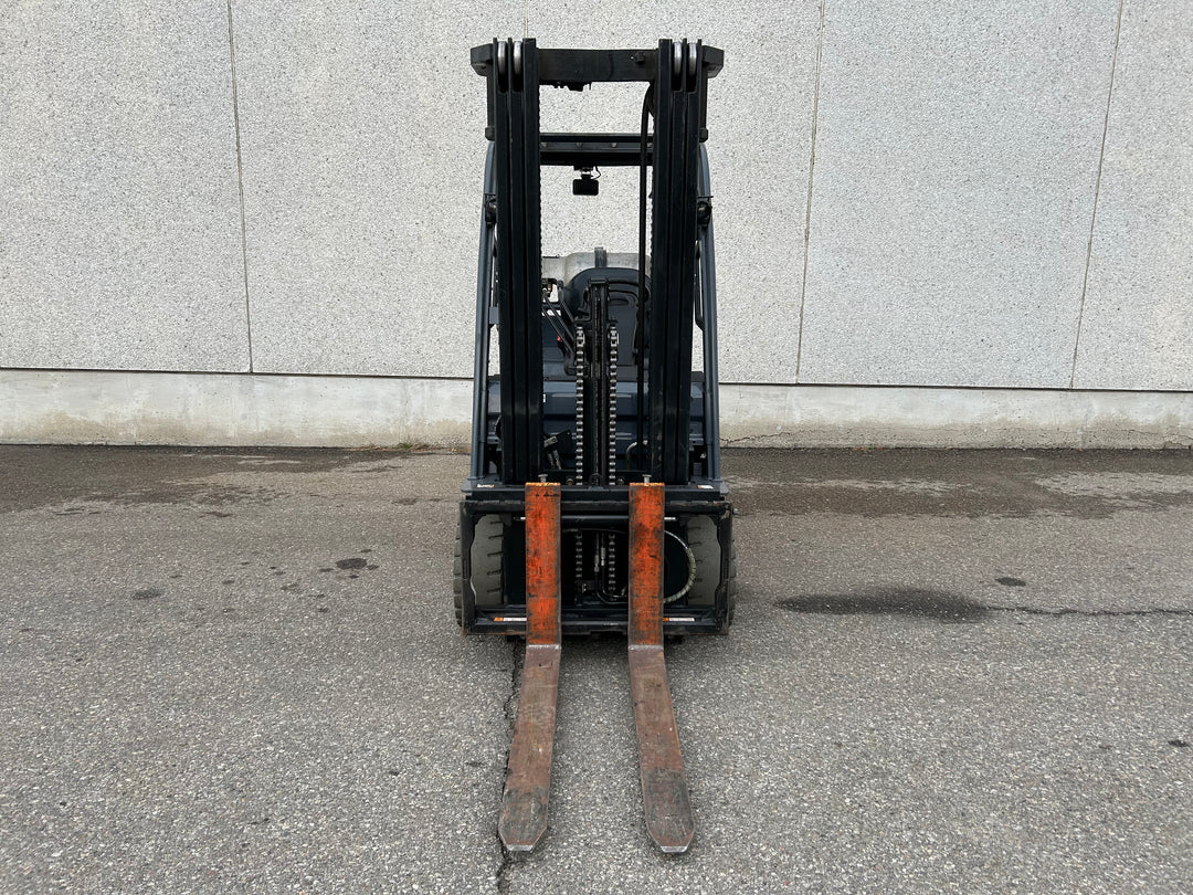 Used forklift for sale in Vaughan | 2021 TOYOTA 6000 LB IC Cushion Forklift | Model: 8FGCU30