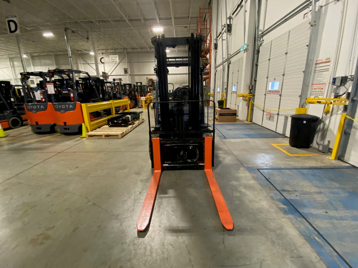 Used forklift for sale in Ajax | 2022 TOYOTA 6,500 LB IC Pneumatic Forklift | Model: 50-8FGU32
