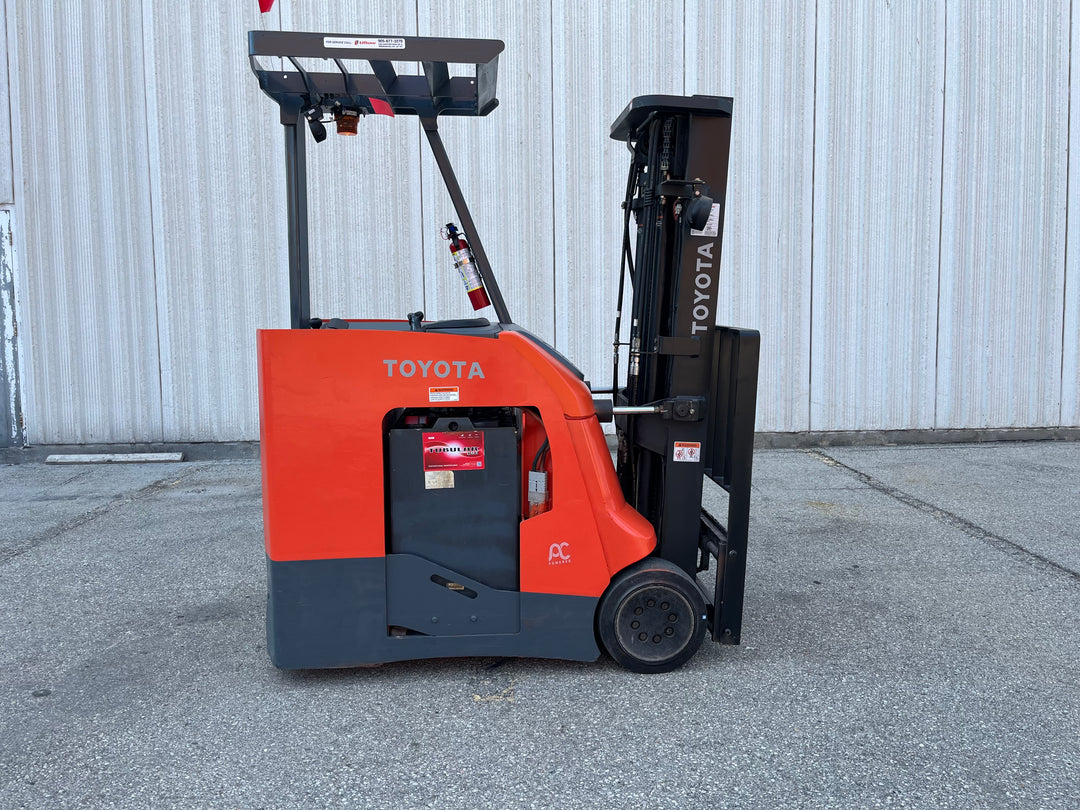 Used forklift for sale in Lachine | 2018 TOYOTA 4,000 LB Electric Standup Counterbalance | Model: 8BNCU20M188