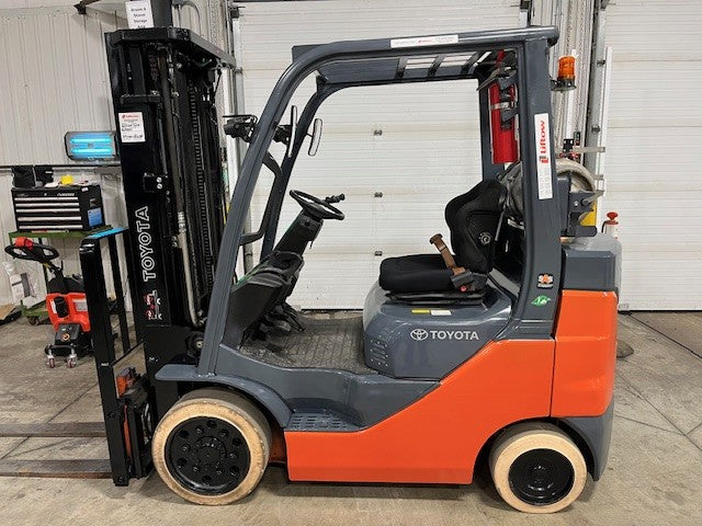 Used forklift for sale in London | 2021 TOYOTA 5,000 LB IC Cushion Forklift | Model: 8FGCU25