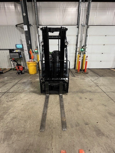 Used forklift for sale in London | 2011 TOYOTA 3500 LB IC Pneumatic Forklift | Model: 8FGU18