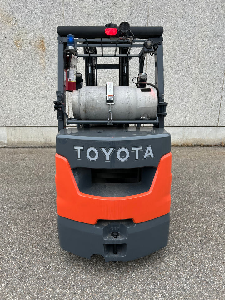 Used forklift for sale in Vaughan | 2020 TOYOTA 6000 LB IC Cushion Forklift | Model: 8FGCU30