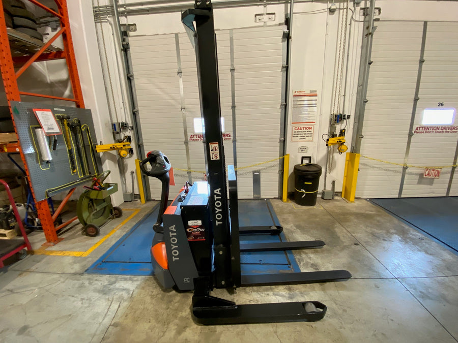 Used forklift for sale in Ajax | 2019 TOYOTA 2,500 LB Electric Walkie Straddle Stacker | Model: 8BWS132F43