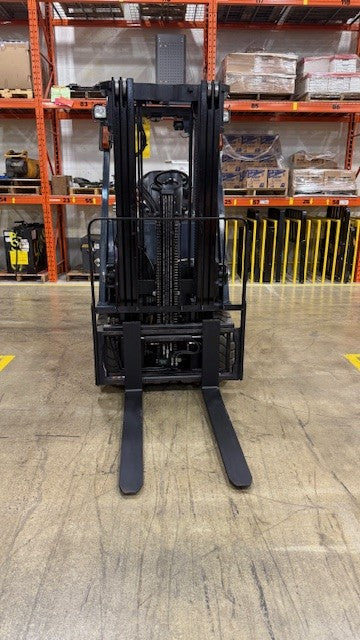 Used forklift for sale in Lachine | 2018 TOYOTA 5,000 LB Electric Cushion Forklift | Model: 8FBCU25