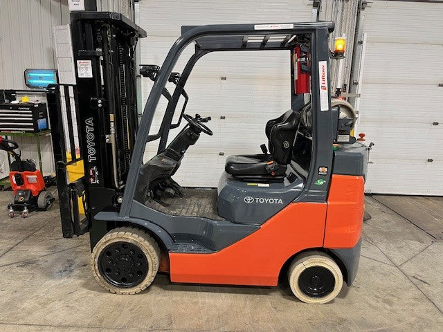 Used forklift for sale in London | 2021 TOYOTA 5,000 LB IC Cushion Forklift | Model: 8FGCU25