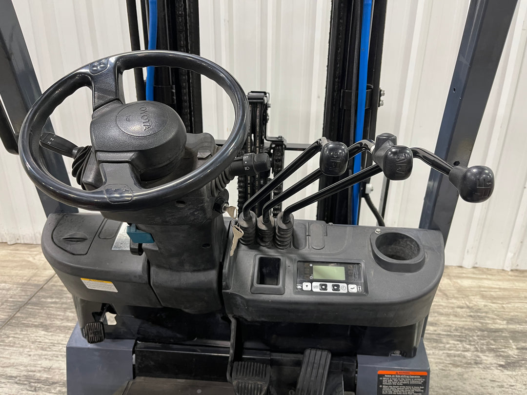 Used forklift for sale in London | 2022 TOYOTA 5000 LB Electric Cushion Forklift | Model: 8FBCU25
