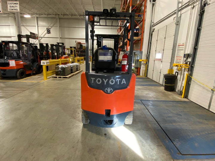 Used forklift for sale in Vaughan | 2022 TOYOTA 5,000 LB Electric Cushion Forklift | Model: 8FBCU25