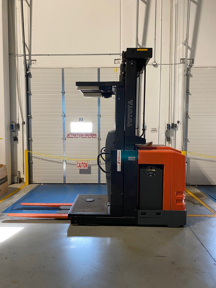 Used forklift for sale in Ajax | 2013 TOYOTA 3,000 LB Electric Order Picker | Model: 7BPUE15240
