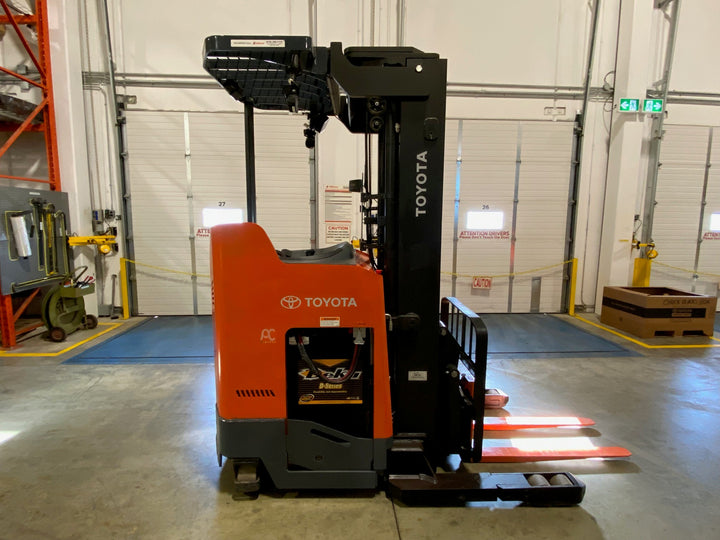 Used forklift for sale in Ajax | 2020 TOYOTA 3,000 LB Electric Double Reach Truck | Model: 9BD153L207