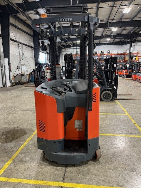 Used forklift for sale in London | 2019 TOYOTA 3,500 LB Electric Reach Truck | Model: 9BR183M241