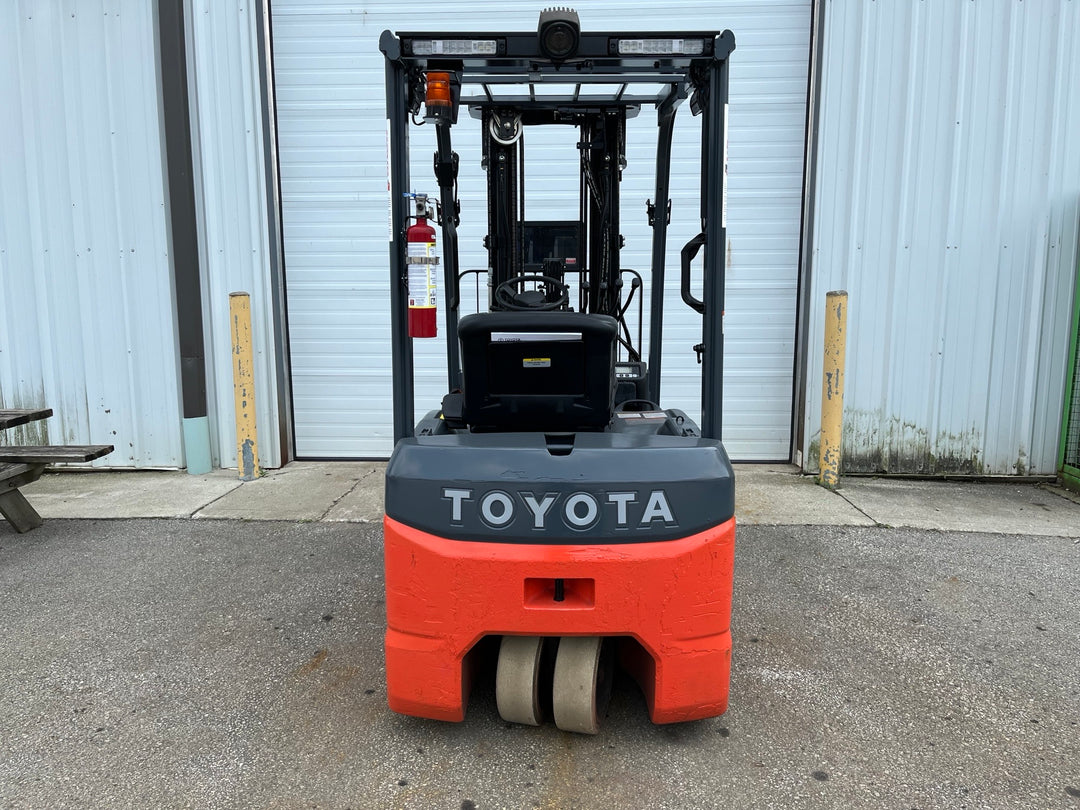 Used forklift for sale in London | 2022 TOYOTA 4,000 LB 3-Wheel Electric Forklift | Model: 8FBE20U