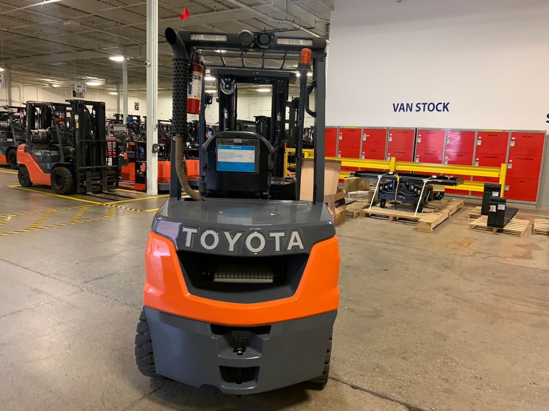 Used forklift for sale in Toronto | 2021 TOYOTA 6,000 LB Diesel Pneumatic Forklift | Model: 8FDU30