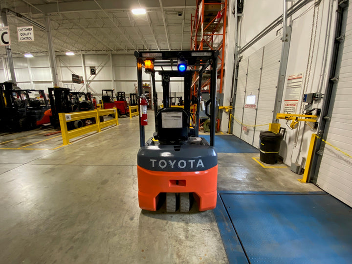 Used forklift for sale in Vaughan | 2021 TOYOTA 4,000 LB 3-Wheel Electric Forklift | Model: 8FBE20U