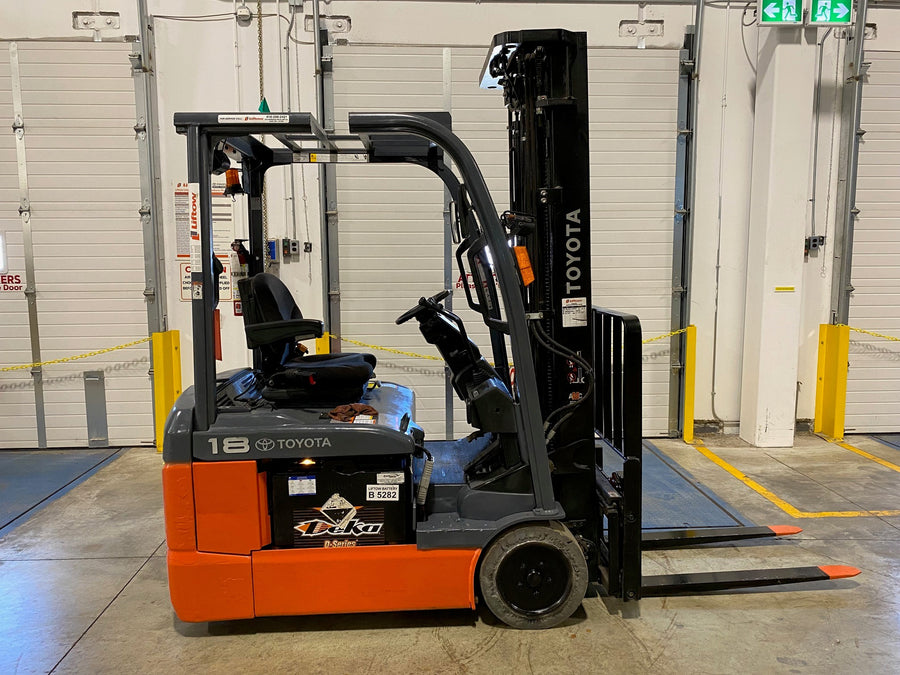Used forklift for sale in Ajax | 2016 TOYOTA 3500 LB 3-Wheel Electric Forklift | Model: 8FBE18U