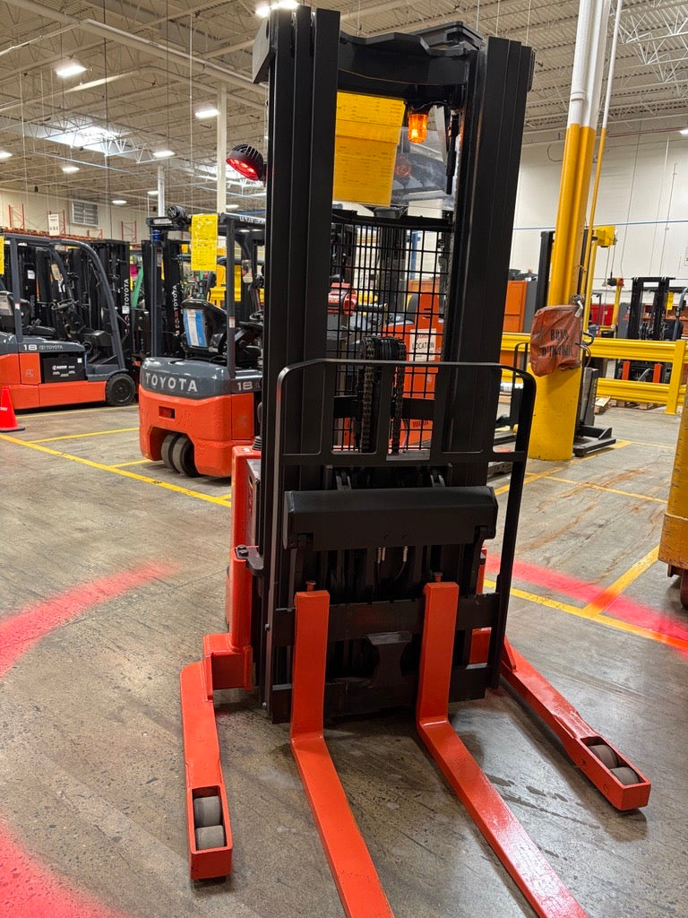 Used forklift for sale in Lachine | 2013 TOYOTA 3,000 LB Electric Walkie Reach Walkie Stacker | Model: 6BWR153F89