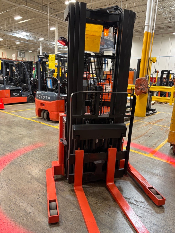 Used forklift for sale in Lachine | 2013 TOYOTA 3,000 LB Electric Walkie Reach Walkie Stacker | Model: 6BWR153F89