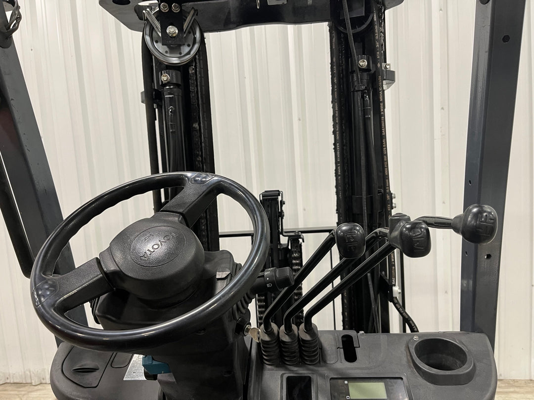 Used forklift for sale in London | 2022 TOYOTA 5000 LB Electric Cushion Forklift | Model: 8FBCU25