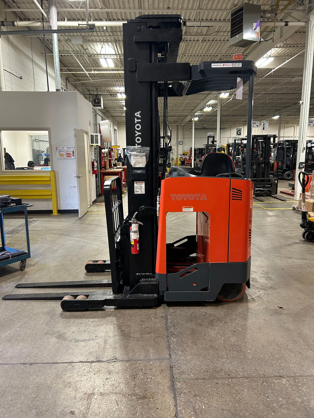 Used forklift for sale in Toronto | 2019 TOYOTA 3500 LB Electric Reach Truck | Model: 9BR182M241
