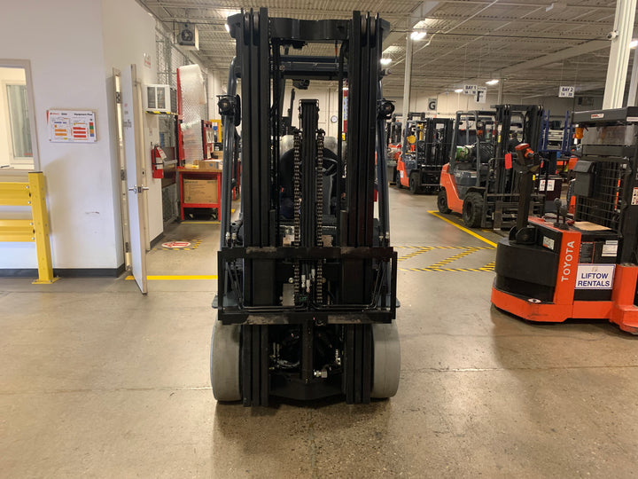 Used forklift for sale in Toronto | 2021 TOYOTA 5000 LB IC Cushion Forklift | Model: 8FGCU25