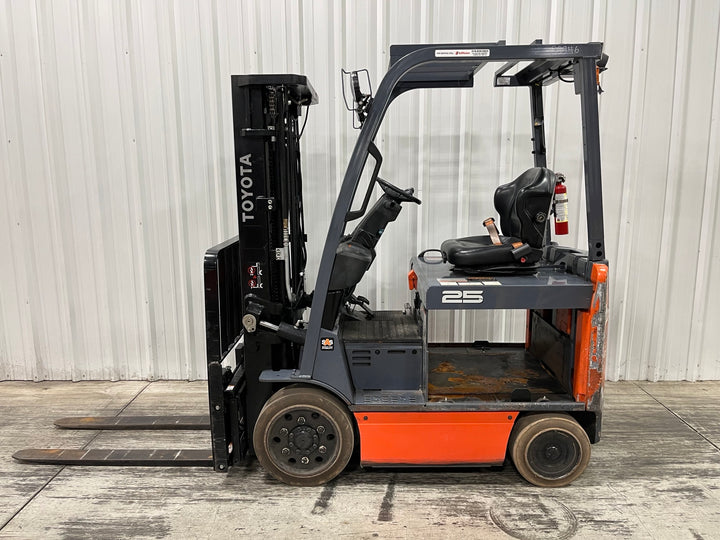 Used forklift for sale in London | 2022 TOYOTA 5000 LB Electric Cushion Forklift | Model: 8FBCU25