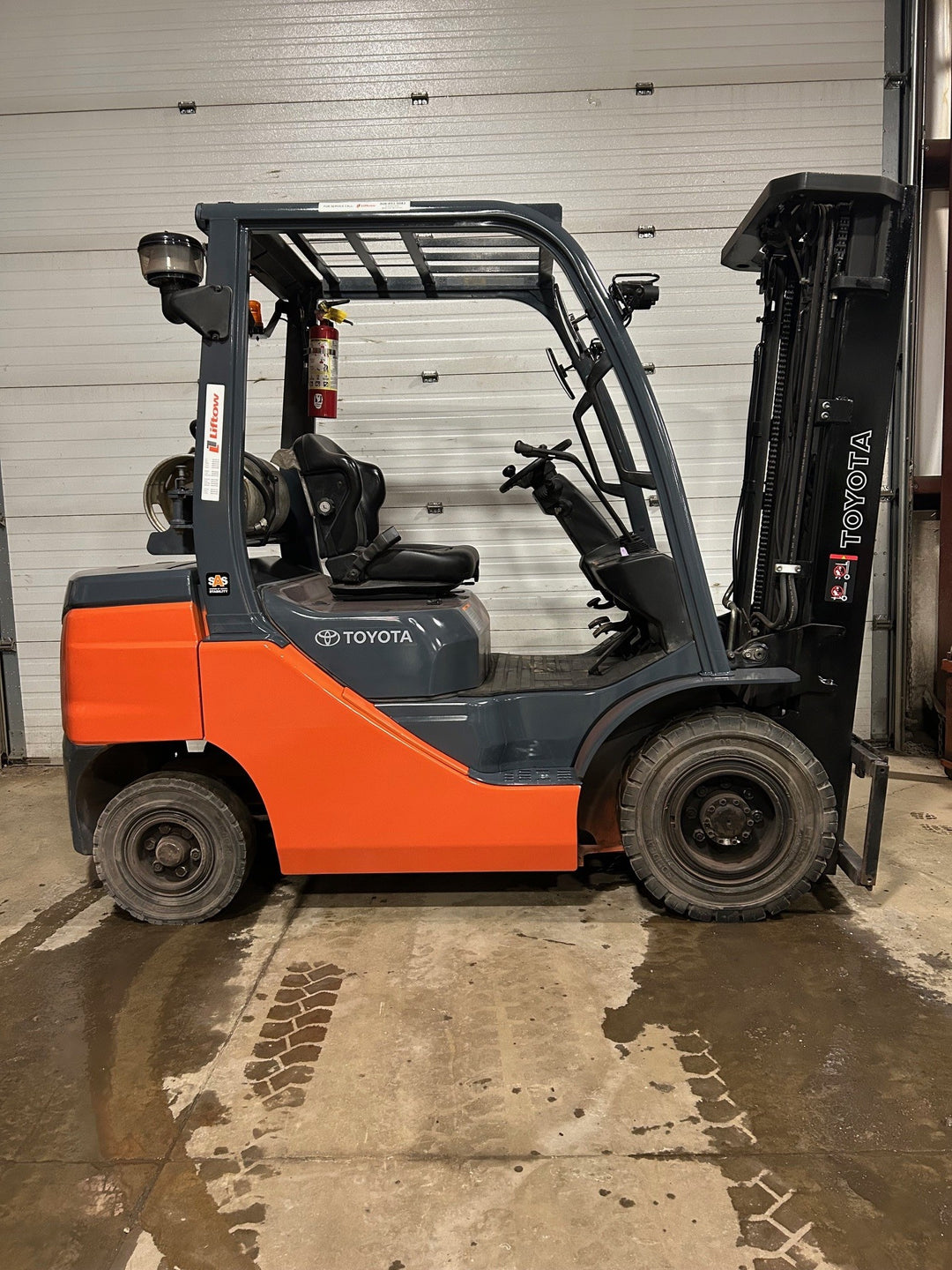 Used forklift for sale in Moncton | 2021 TOYOTA 5,000 LB IC Pneumatic Forklift | Model: 8FGU25