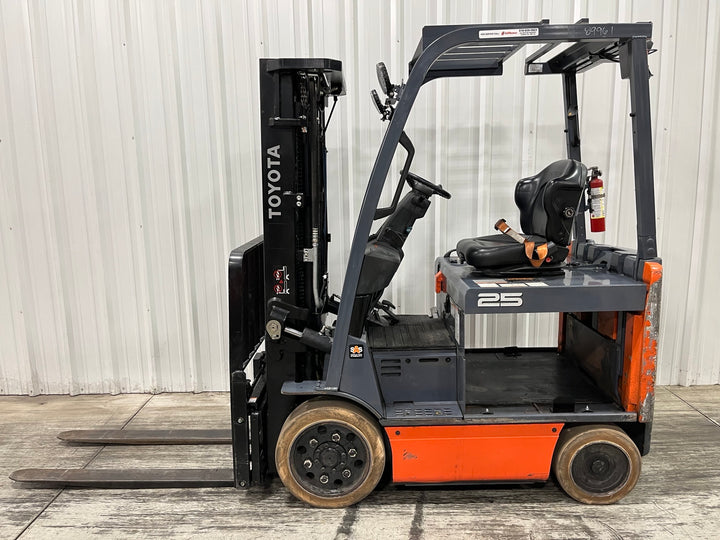 Used forklift for sale in London | 2022 TOYOTA 5000 LB Electric Cushion Forklift | Model: 8FBCU25