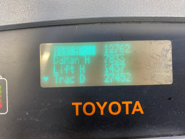 Used forklift for sale in Kitchener | 2020 TOYOTA 4,500 LB Electric Reach Truck | Model: 9BR233X250