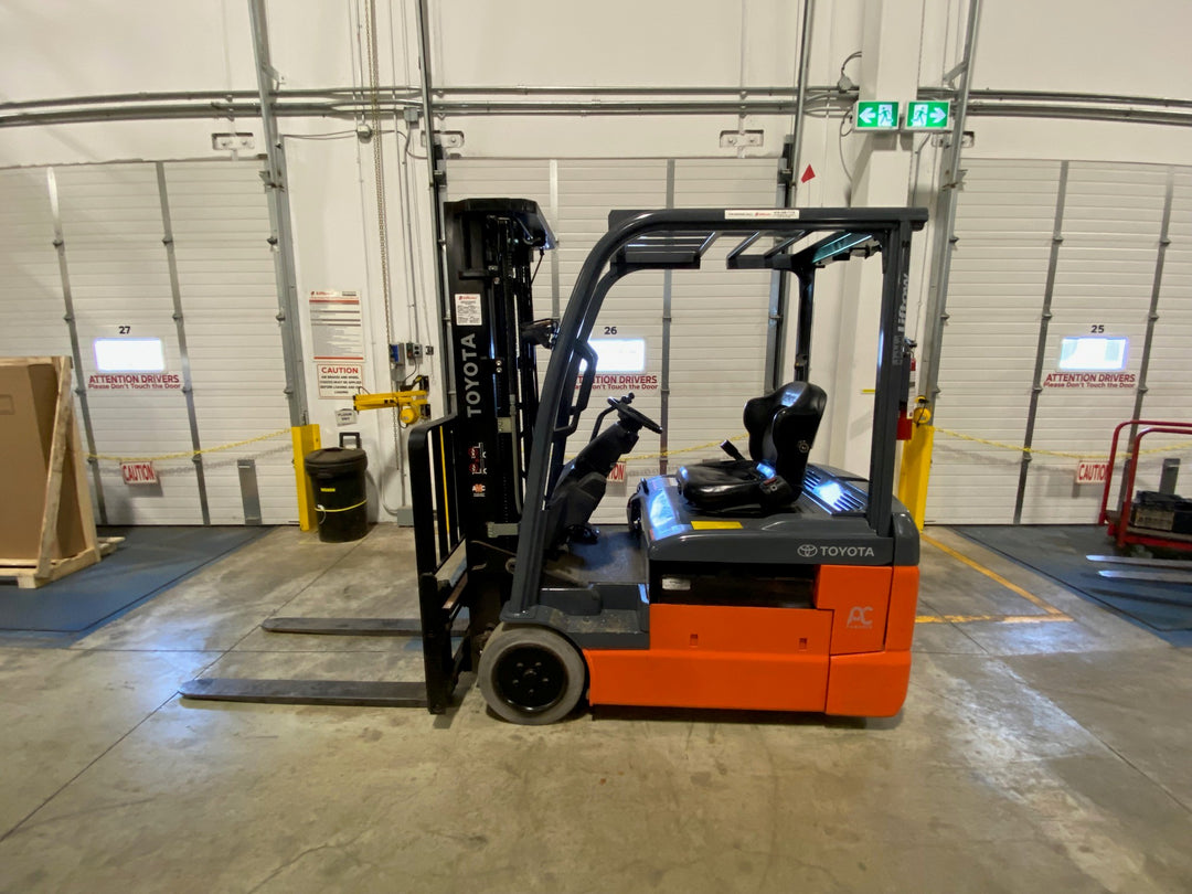 Used forklift for sale in Ajax | 2021 TOYOTA 4,000 LB 3-Wheel Electric Forklift | Model: 8FBE20U