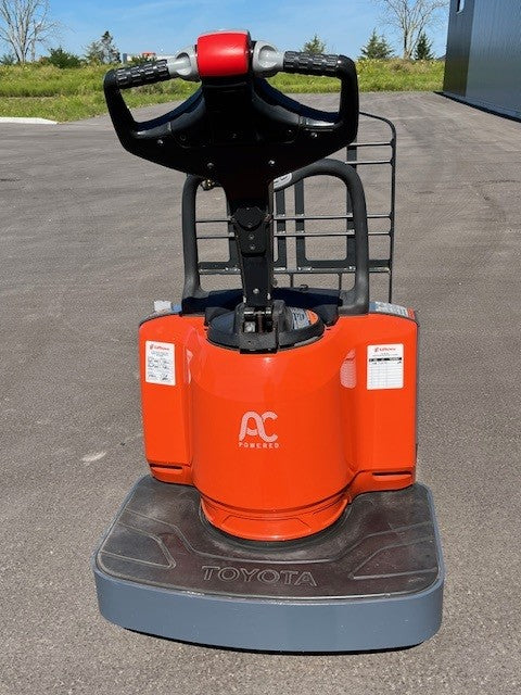 Used forklift for sale in Windsor | 2018 TOYOTA 6,000 LB Electric Walkie Rider Pallet Truck | Model: 8HBE30