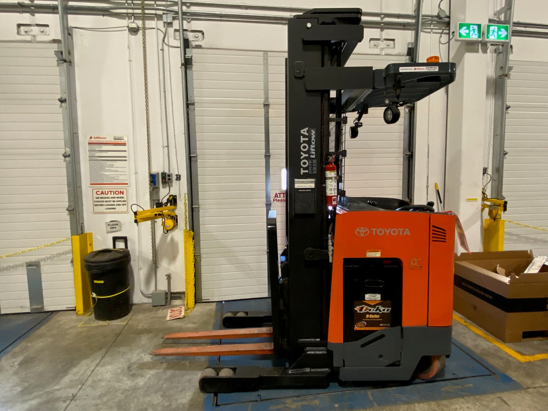 Used forklift for sale in Ajax | 2017 TOYOTA 3,500 LB Electric Reach Truck | Model: 9BR183M241