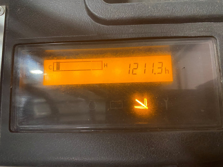 Used forklift for sale in Ajax | 2014 TOYOTA 5000 LB IC Pneumatic Forklift | Model: 8FGU25