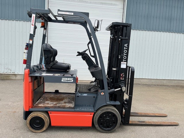 Used forklift for sale in London | 2020 TOYOTA 5000 LB Electric Cushion Forklift | Model: 8FBCU25