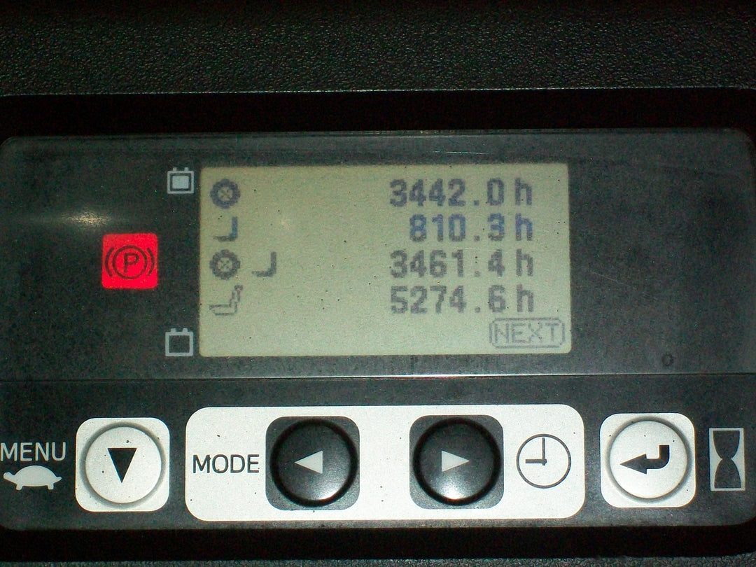 Used forklift for sale in Lachine | 2018 TOYOTA 4,000 LB 3-Wheel Electric Forklift | Model: 8FBE20U