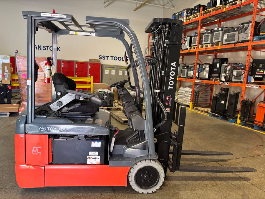 Used forklift for sale in Toronto | 2020 TOYOTA 4000 LB 3-Wheel Electric Forklift | Model: 8FBE20U