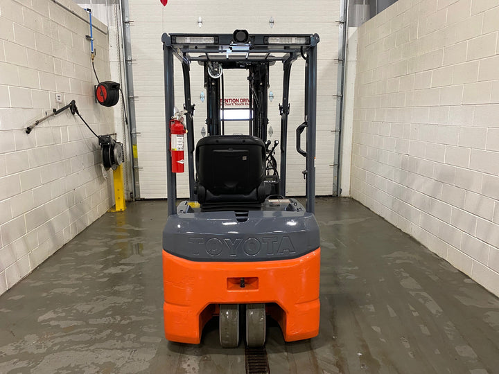 Used forklift for sale in Hamilton | 2022 TOYOTA 4000 LB 3-Wheel Electric Forklift | Model: 8FBE20U