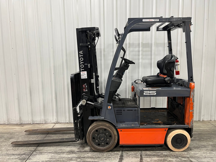 Used forklift for sale in London | 2022 TOYOTA 5000 LB Electric Cushion Forklift | Model: 8FBCU25