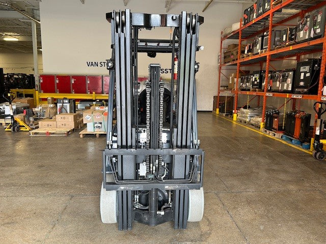 Used forklift for sale in Toronto | 2021 TOYOTA 5000 LB IC Cushion Forklift | Model: 8FGCU25